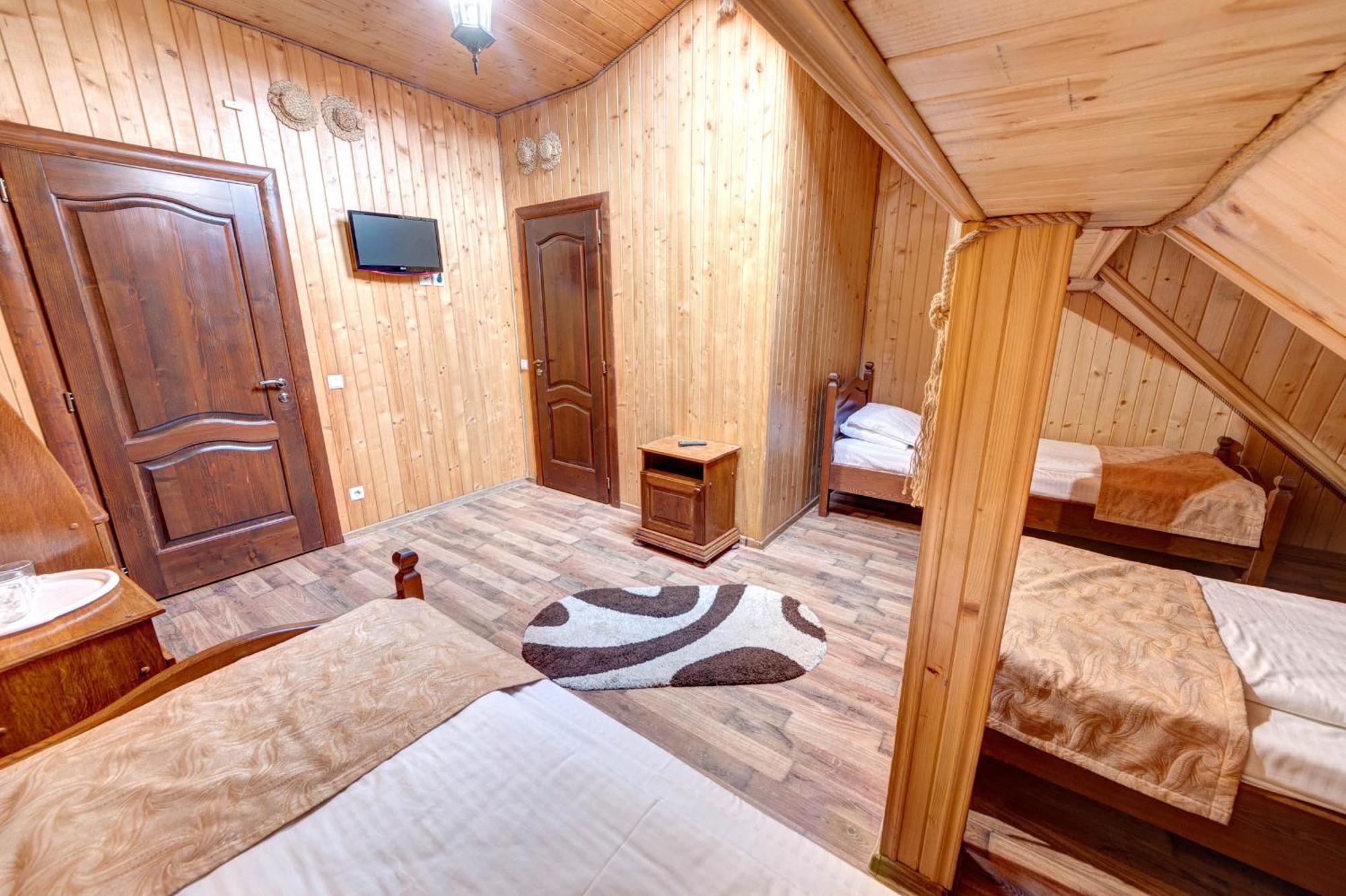Milli&Jon Spa Буковел Стая снимка